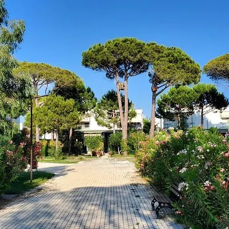 ヴィラ Artino ドゥラス