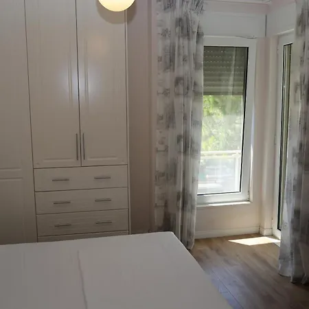 Artino 3br Villa, Pool And Sport Access - Perla Дуррес